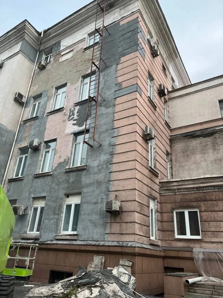 Шпаклевка и подготовка фасада под покраску